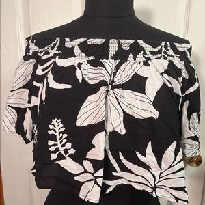 Kiwi & Punch Black & White Hawaiian Floral Off Shoulder Crop Top L